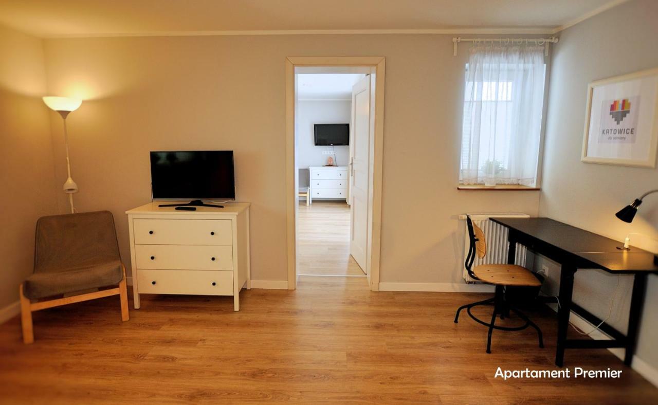 Bialy Dom - 2 Bedrooms Katowice Exterior foto