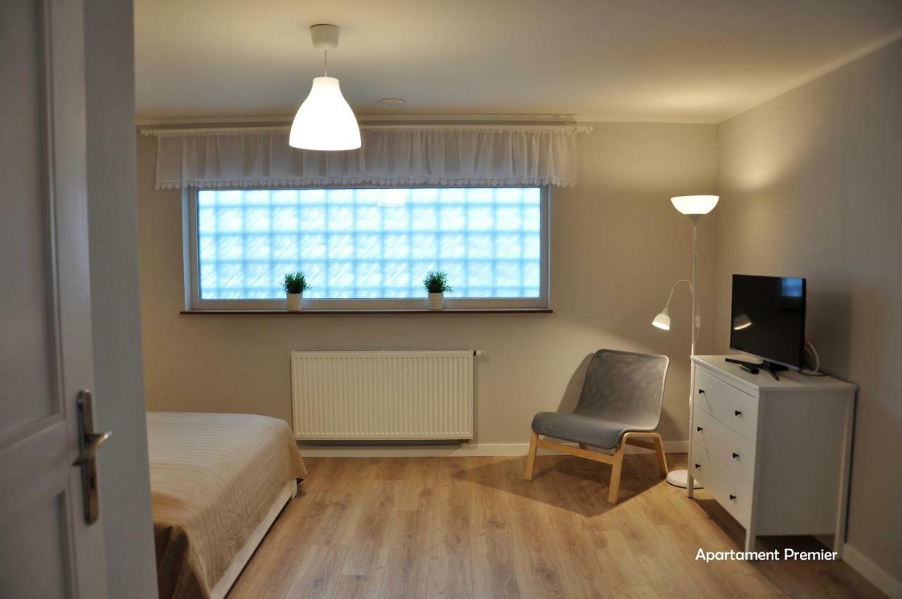 Bialy Dom - 2 Bedrooms Katowice Exterior foto